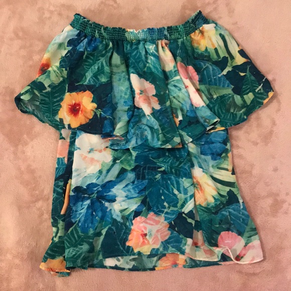 Show Me Your MuMu Bungalow Off Shoulder Top - Picture 2 of 6
